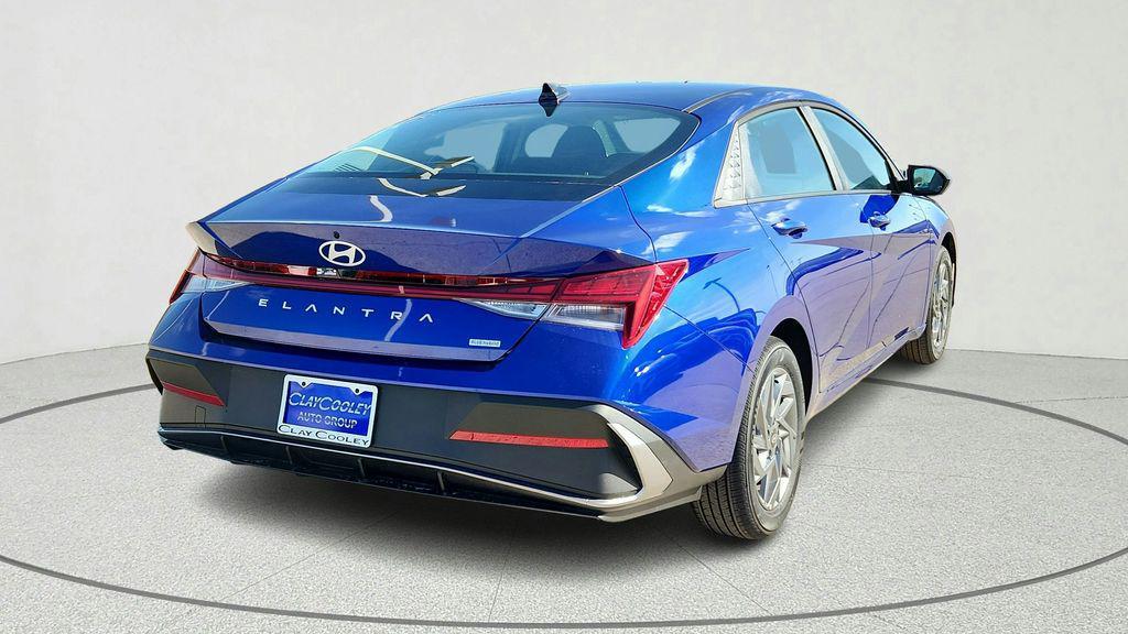 new 2026 Hyundai ELANTRA HEV car, priced at $26,005