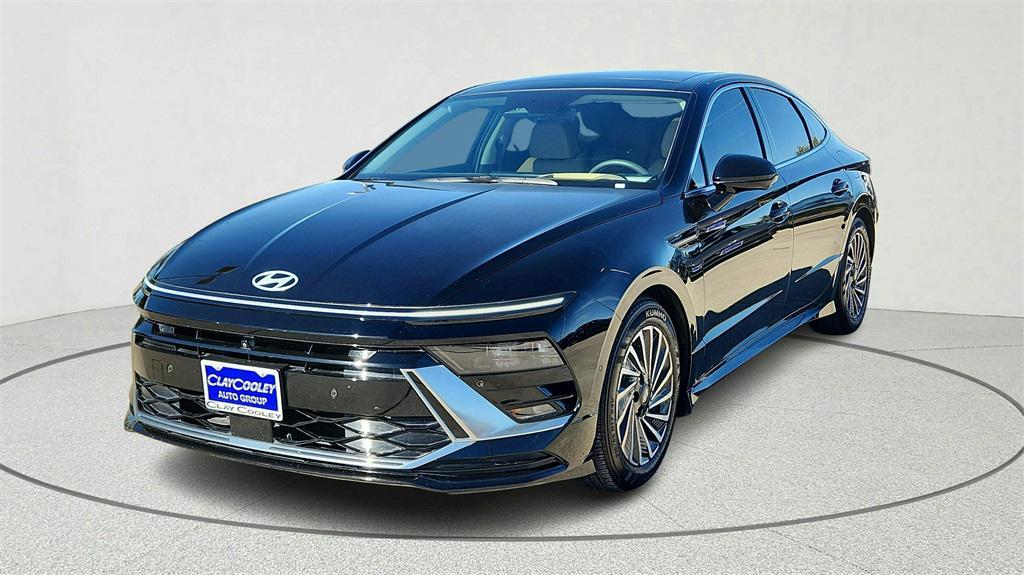 used 2024 Hyundai Sonata Hybrid car, priced at $27,408