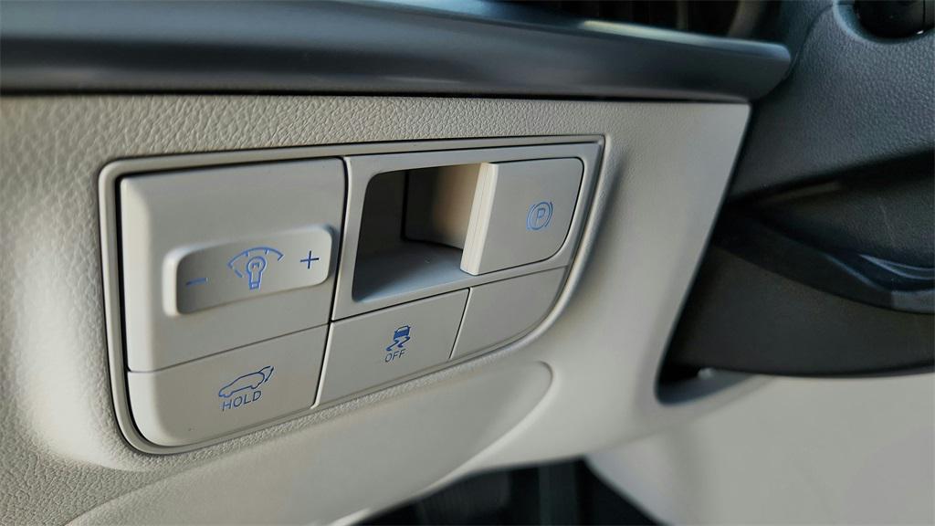 new 2026 Hyundai Tucson car, priced at $39,084