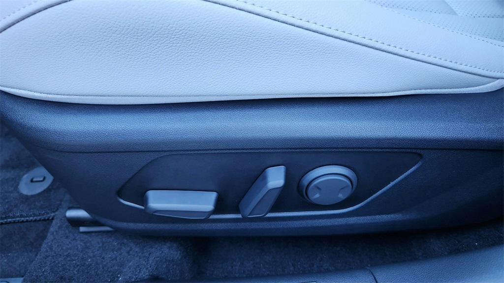 new 2026 Hyundai Elantra car, priced at $27,453