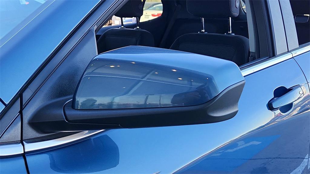 used 2024 Chevrolet Equinox car, priced at $22,226