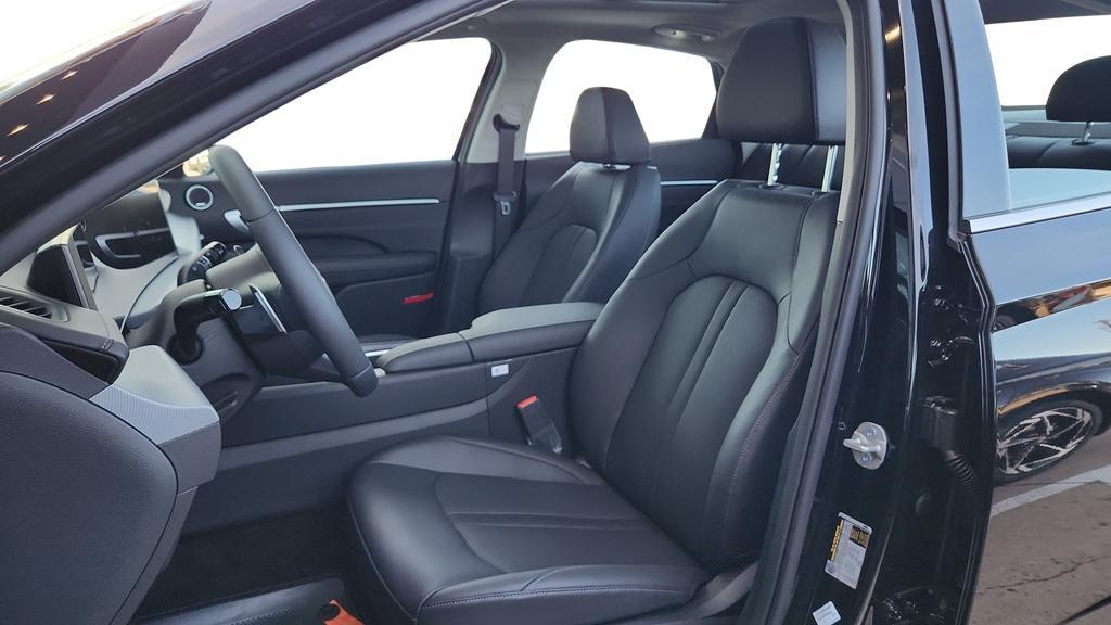 new 2026 Hyundai Sonata Hybrid car, priced at $38,631