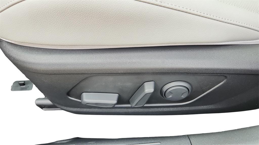 new 2026 Hyundai Elantra car, priced at $28,396