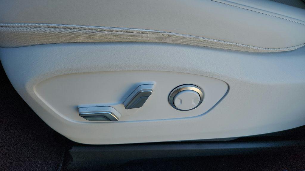 new 2026 Hyundai IONIQ 9 car, priced at $58,589