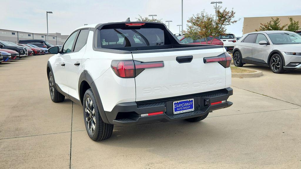 new 2026 Hyundai SANTA CRUZ car, priced at $28,736