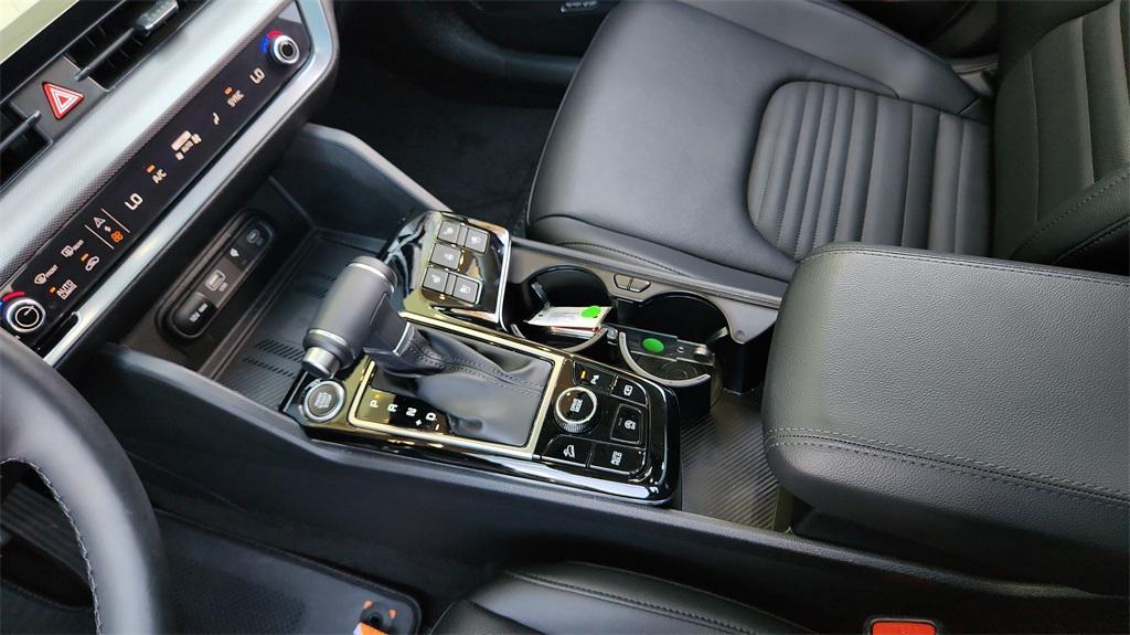 used 2025 Kia Sportage car