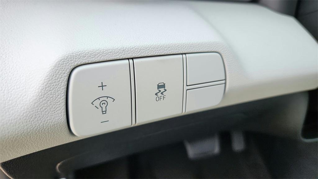 new 2026 Hyundai Elantra car, priced at $27,135