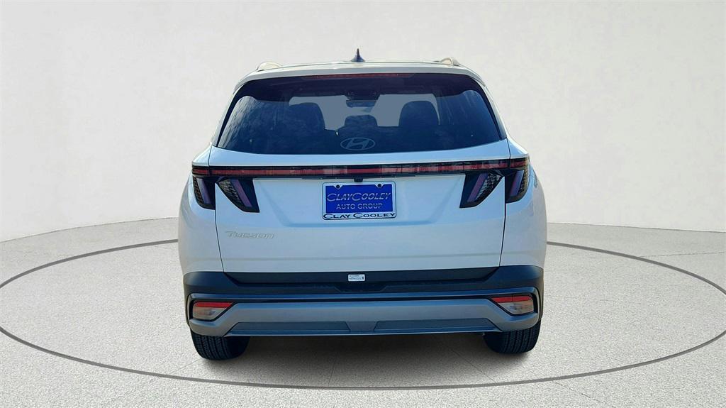 new 2025 Hyundai Tucson car, priced at $31,077