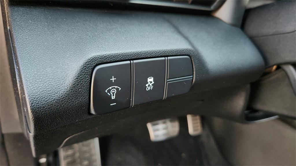 used 2025 Hyundai Elantra car, priced at $20,760