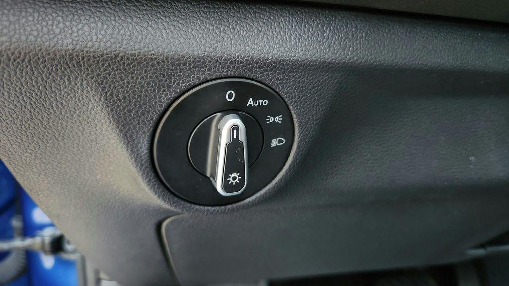 used 2024 Volkswagen Jetta car, priced at $18,995