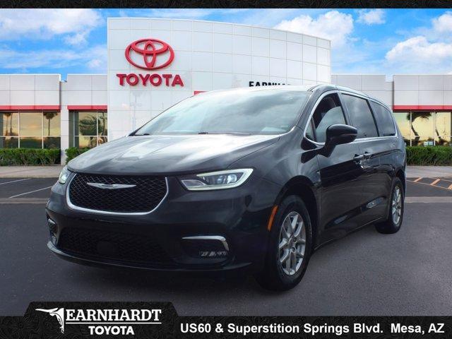 used 2024 Chrysler Pacifica car, priced at $23,887