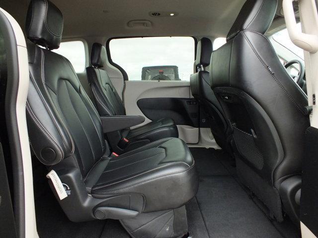 used 2024 Chrysler Pacifica car, priced at $23,887