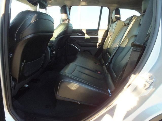 used 2022 Jeep Grand Cherokee car, priced at $24,984