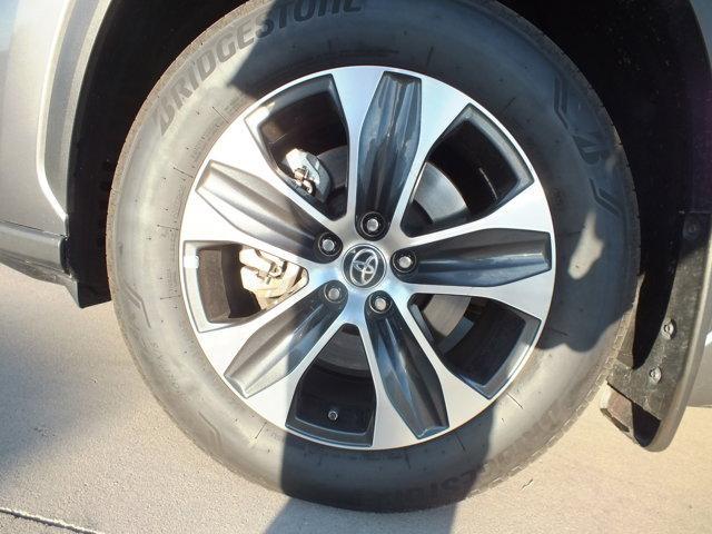 used 2025 Toyota Highlander Hybrid car, priced at $47,981