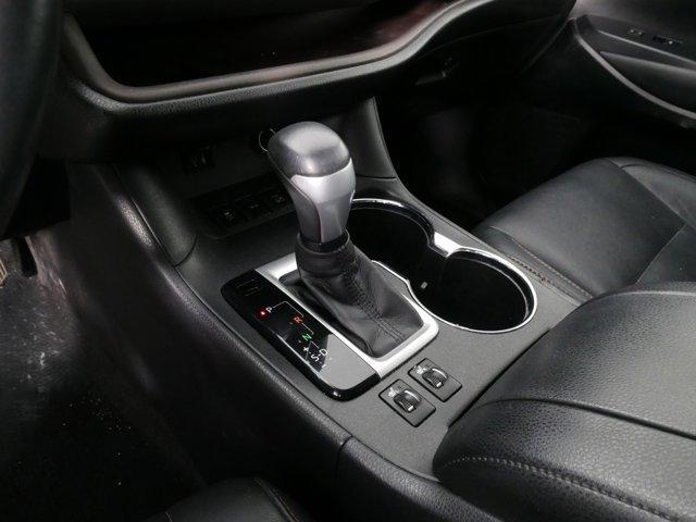 used 2015 Toyota Highlander car, priced at $20,680