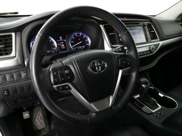 used 2015 Toyota Highlander car, priced at $20,680