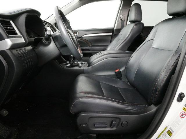 used 2015 Toyota Highlander car, priced at $20,680