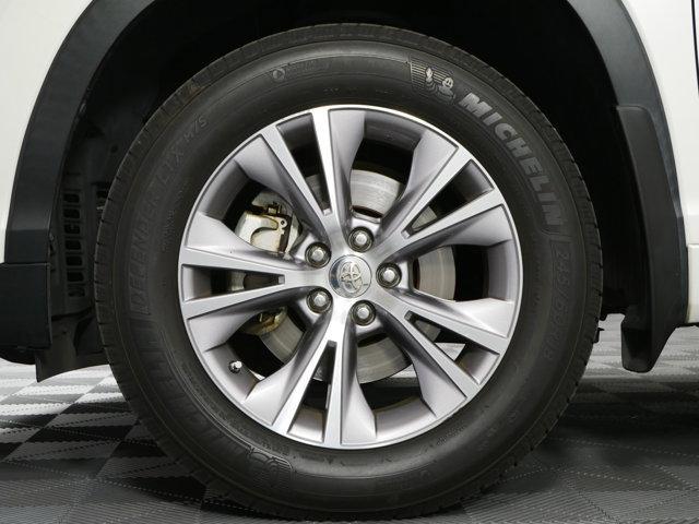 used 2015 Toyota Highlander car, priced at $20,680