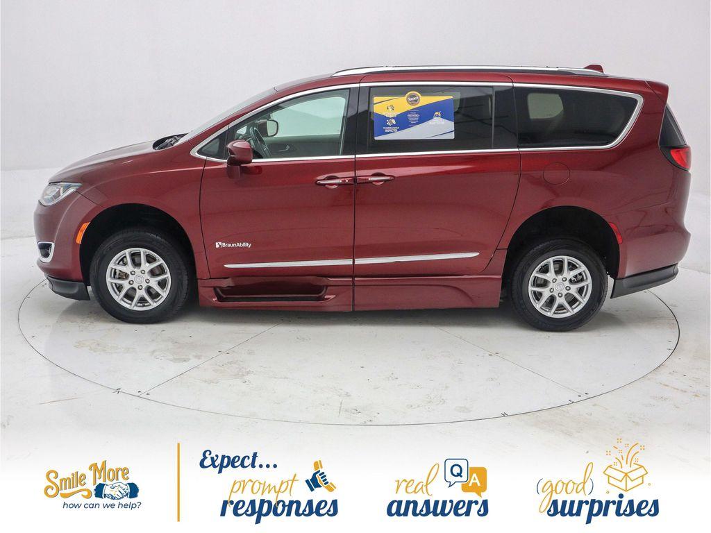 used 2019 Chrysler Pacifica car, priced at $31,500
