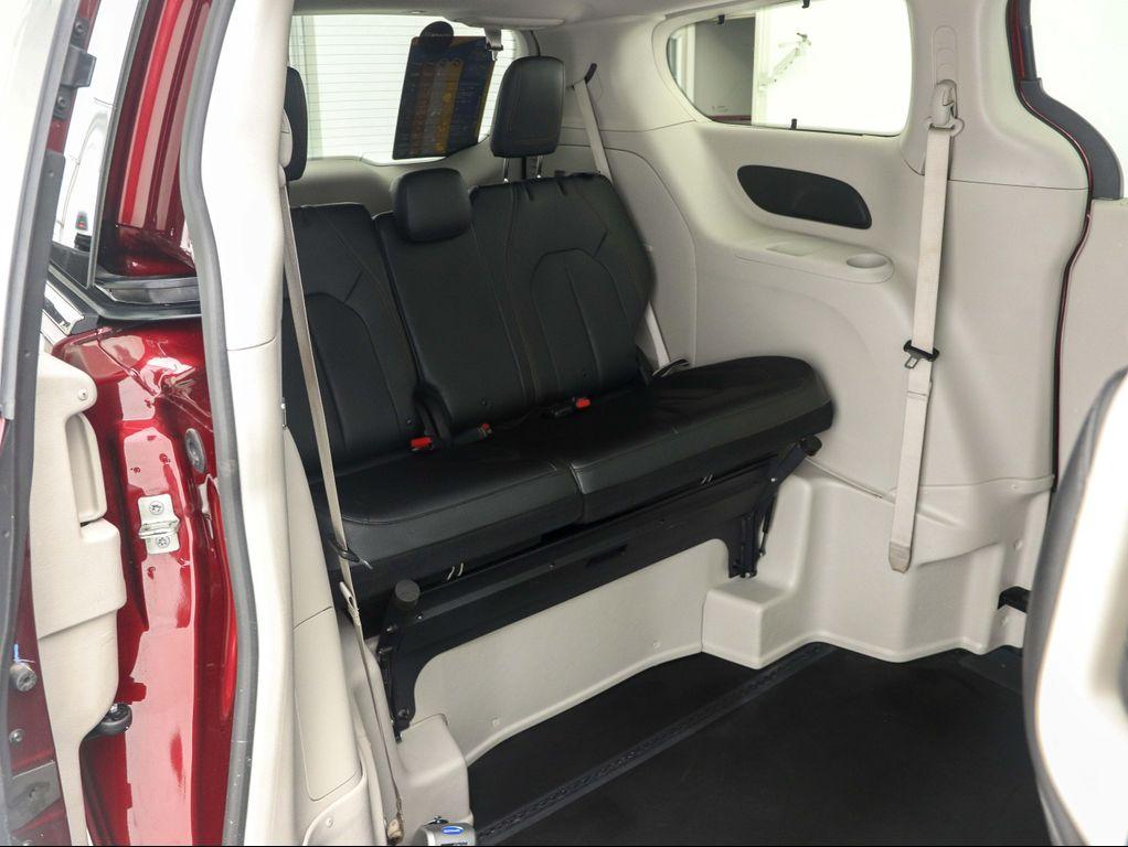 used 2019 Chrysler Pacifica car, priced at $31,500