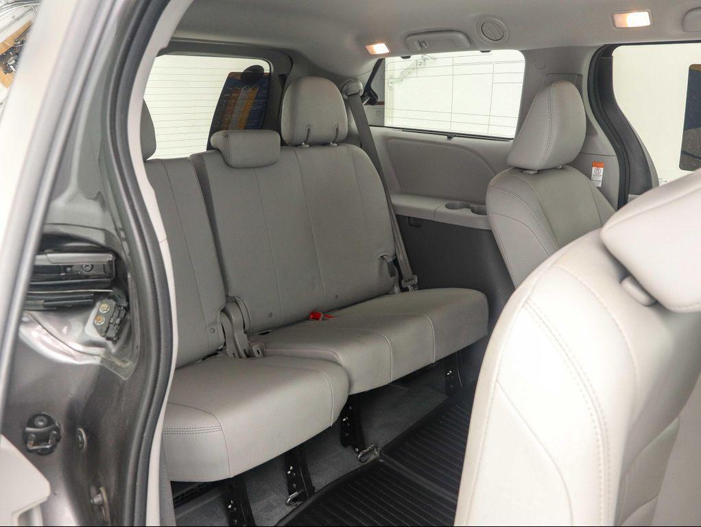 used 2020 Toyota Sienna car, priced at $31,900