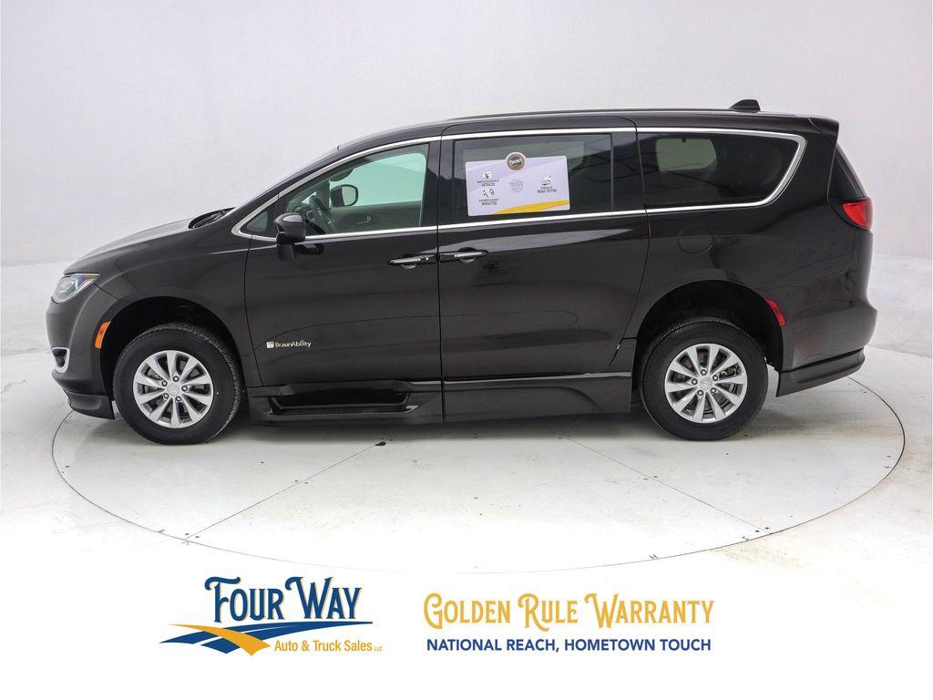 used 2018 Chrysler Pacifica car, priced at $36,500