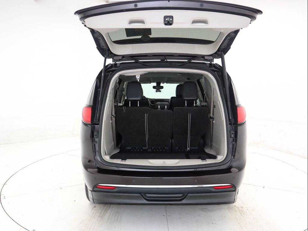 used 2018 Chrysler Pacifica car, priced at $36,500