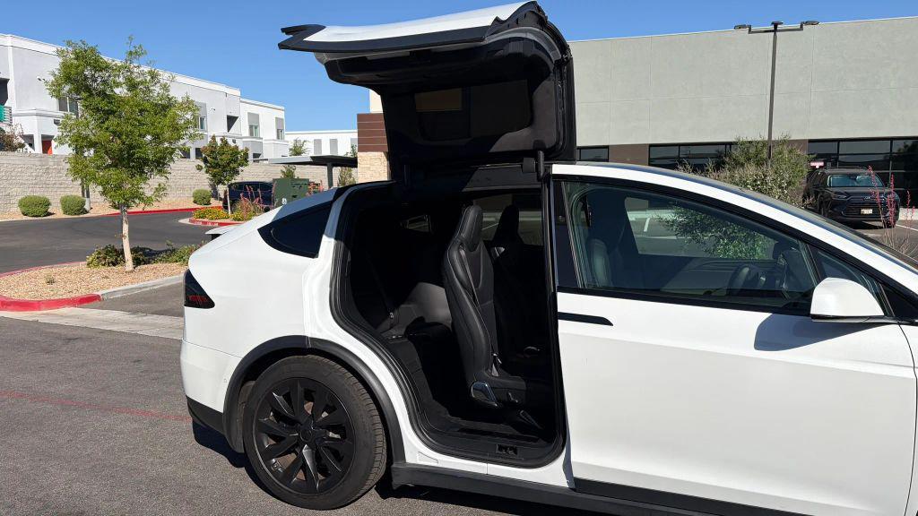 used 2022 Tesla Model X car, priced at $49,399