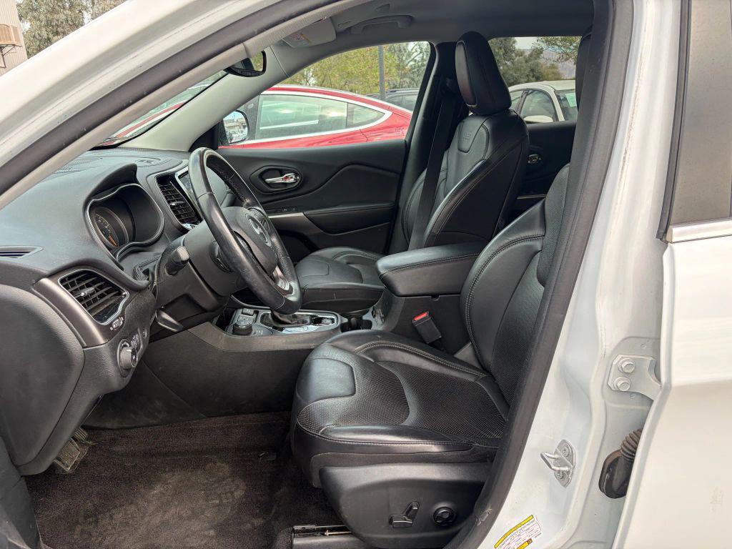 used 2019 Jeep Cherokee car, priced at $15,773