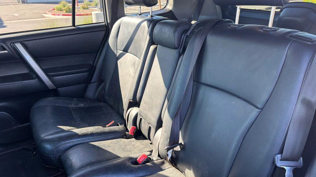 used 2012 Toyota Highlander car, priced at $9,533