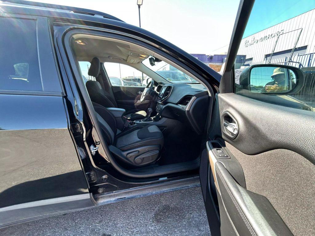 used 2017 Jeep Cherokee car, priced at $9,210