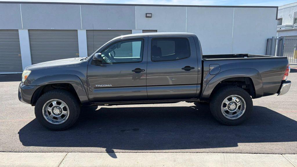 used 2013 Toyota Tacoma car, priced at $15,818