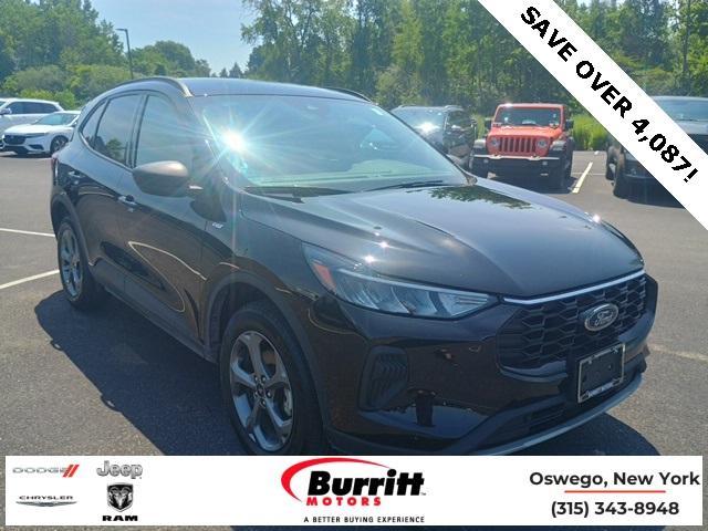 used 2025 Ford Escape car, priced at $24,987