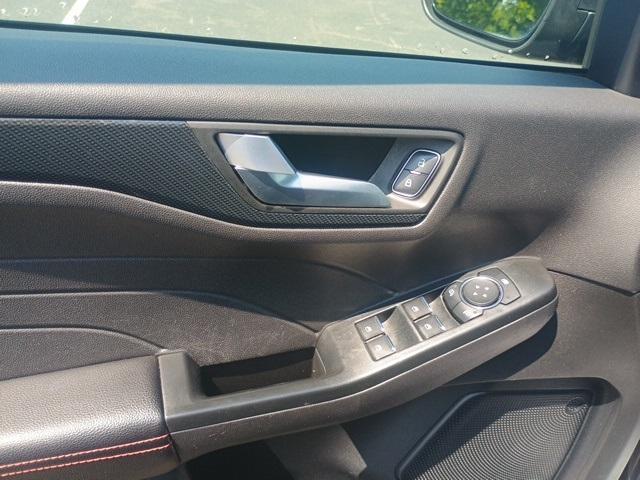 used 2025 Ford Escape car, priced at $24,987