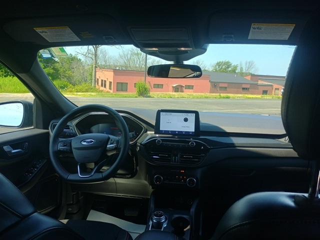 used 2025 Ford Escape car, priced at $24,987