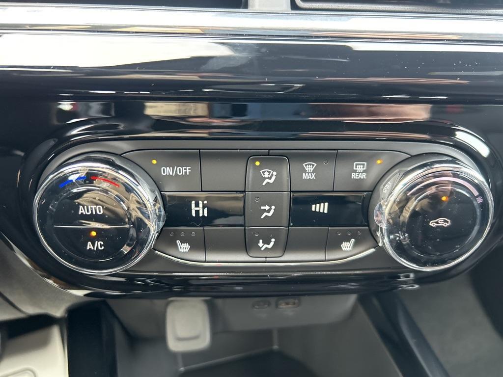 new 2026 Chevrolet Trax car, priced at $27,962