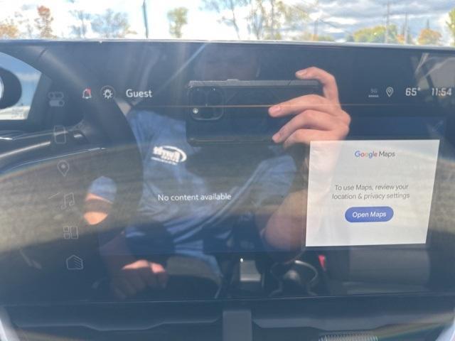 new 2026 Chevrolet Equinox car, priced at $34,105