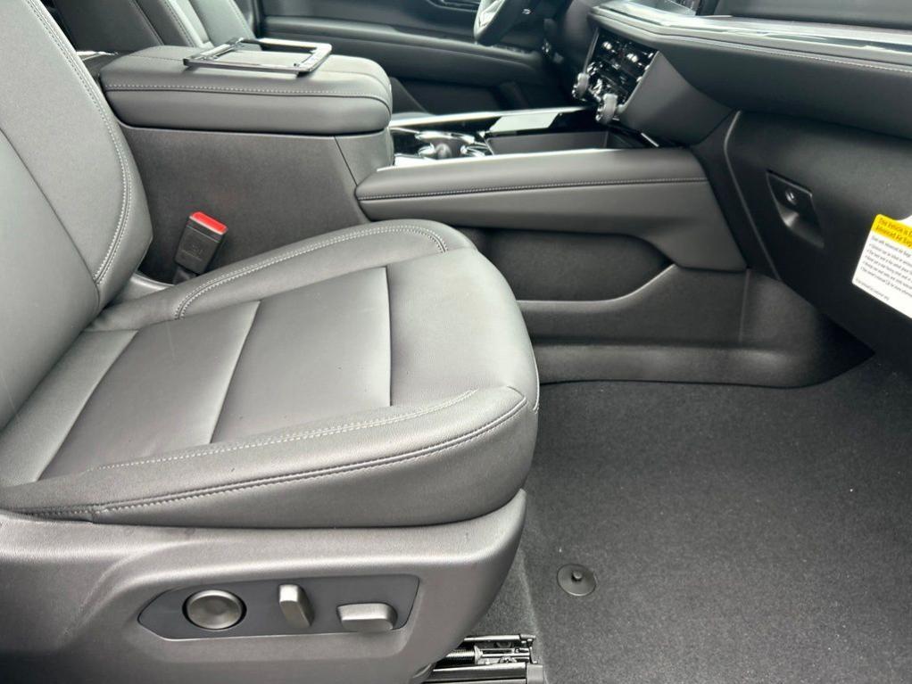 new 2026 Chevrolet Suburban car, priced at $73,214