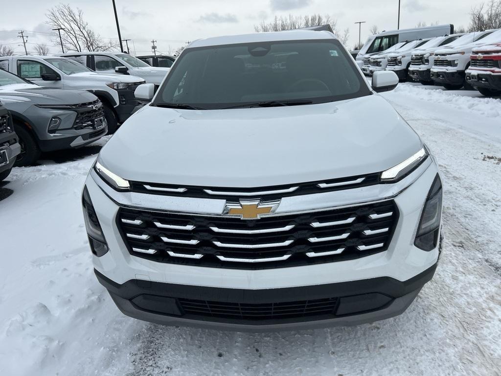 new 2026 Chevrolet Equinox car, priced at $32,005