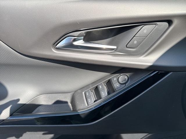 new 2025 Chevrolet Equinox car, priced at $27,320