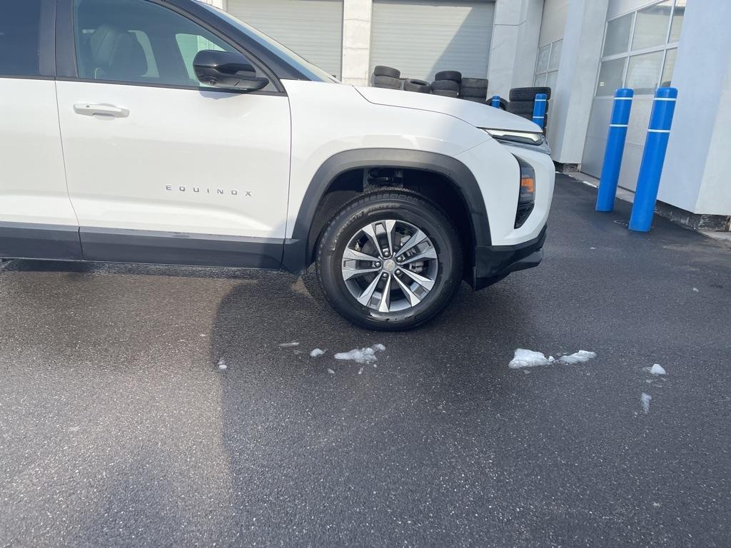 new 2026 Chevrolet Equinox car, priced at $36,043