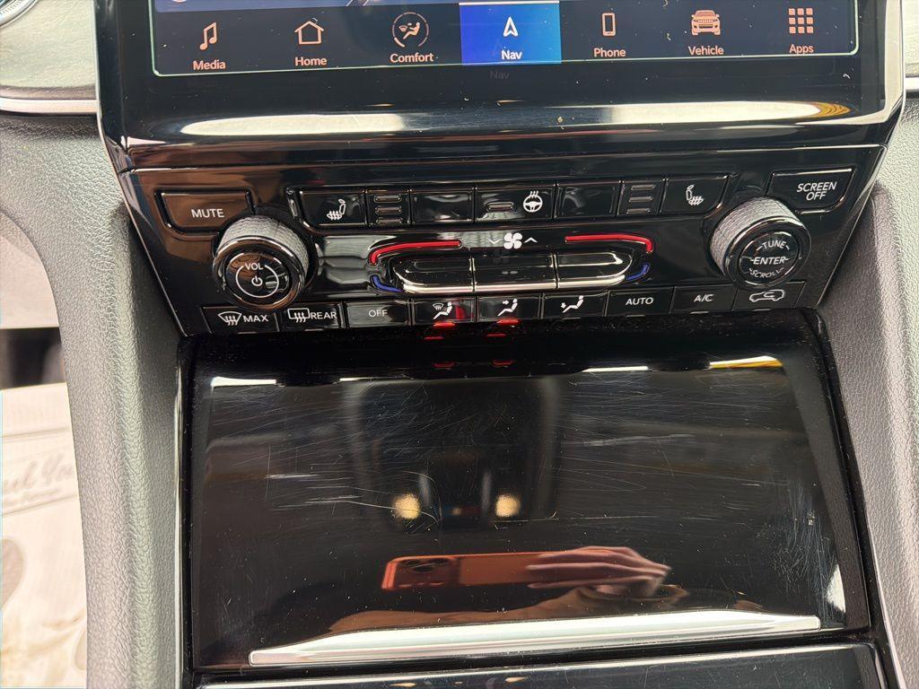 used 2021 Jeep Grand Cherokee L car, priced at $28,499