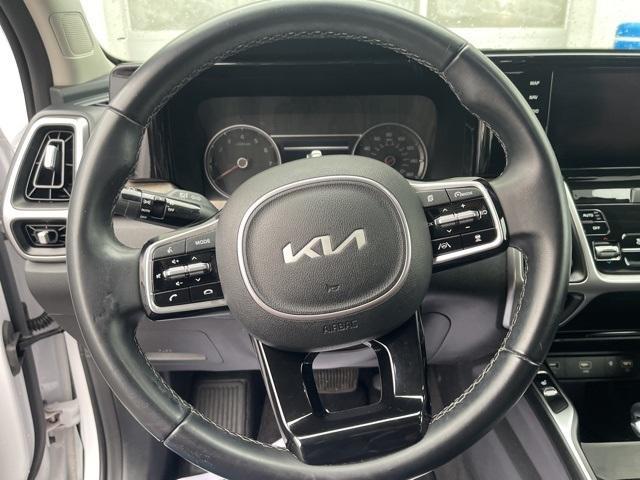 used 2022 Kia Sorento car, priced at $27,499