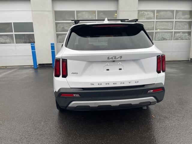 used 2022 Kia Sorento car, priced at $27,499