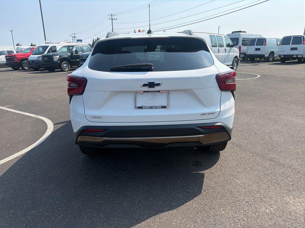 used 2024 Chevrolet Trax car, priced at $22,585