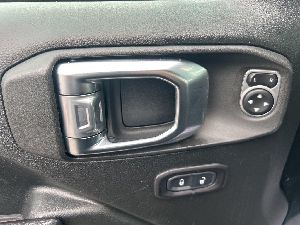used 2018 Jeep Wrangler Unlimited car, priced at $18,685