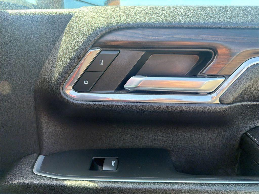 used 2024 GMC Sierra 2500 car, priced at $63,385