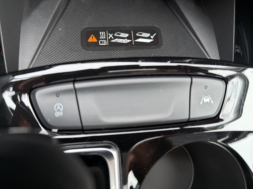 new 2026 Chevrolet Trax car, priced at $25,588