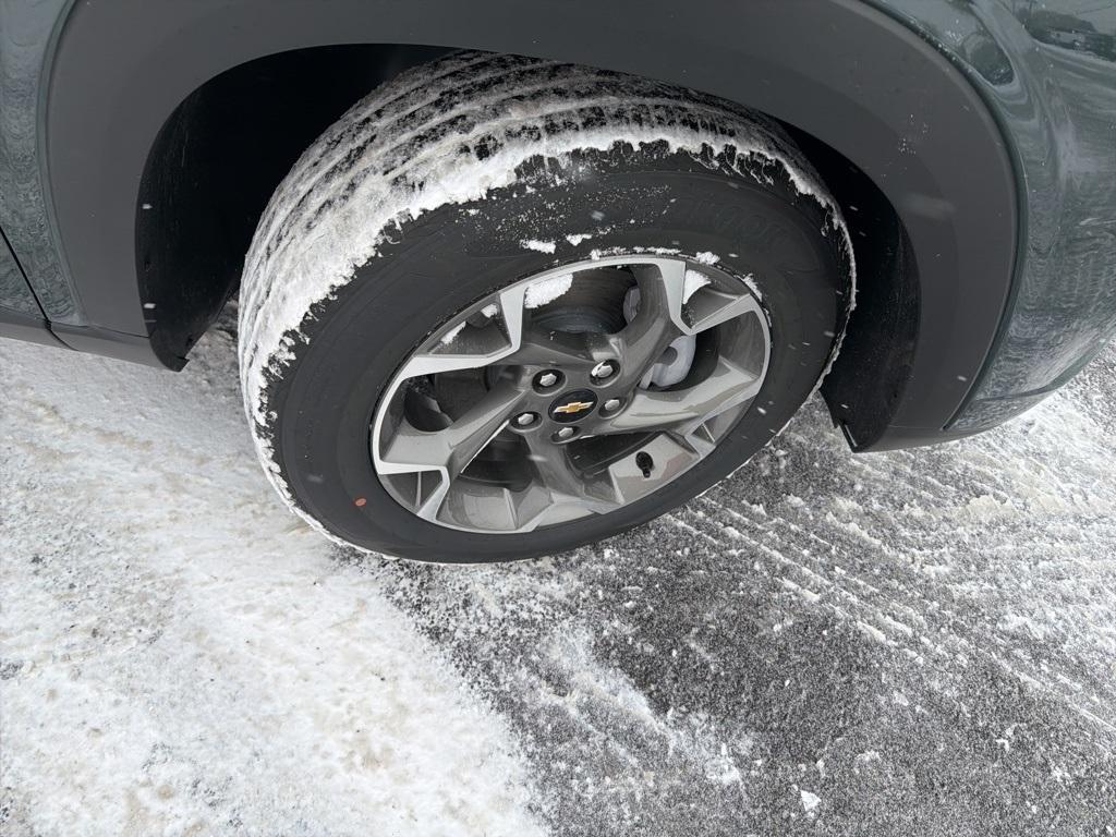 new 2026 Chevrolet Trax car, priced at $25,588