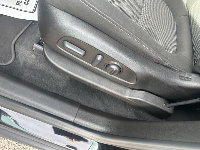 used 2023 Chevrolet Traverse car, priced at $27,785